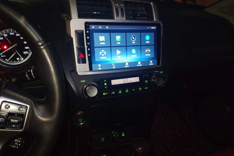 Used Toyota Prado 2014 4.0L Automatic TX-L Audio And AC Panel