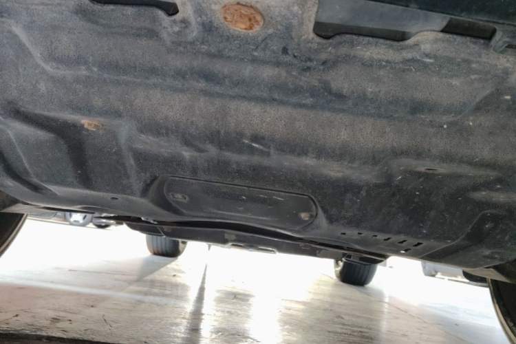 Used Toyota Prado 2014 2.7L Middle East Version Parallel Import Chassis Front