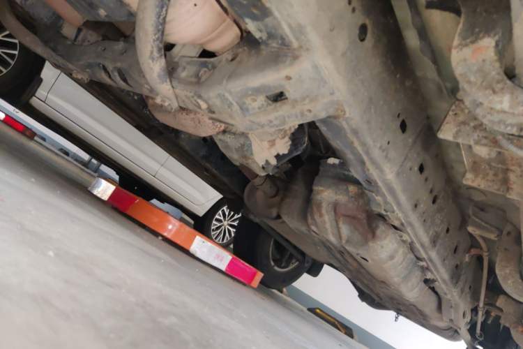 Used Toyota Prado 2014 4.0L Automatic TX-L Chassis Front Left