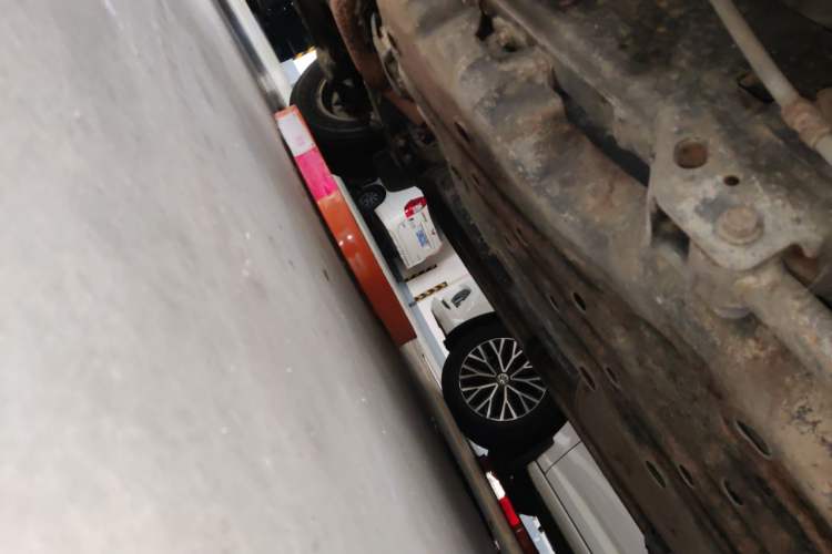 Used Toyota Prado 2014 4.0L Automatic TX-L Chassis Rear Left