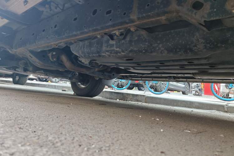 Used Toyota Prado 2014 4.0L Automatic TX-L Chassis Rear Left
