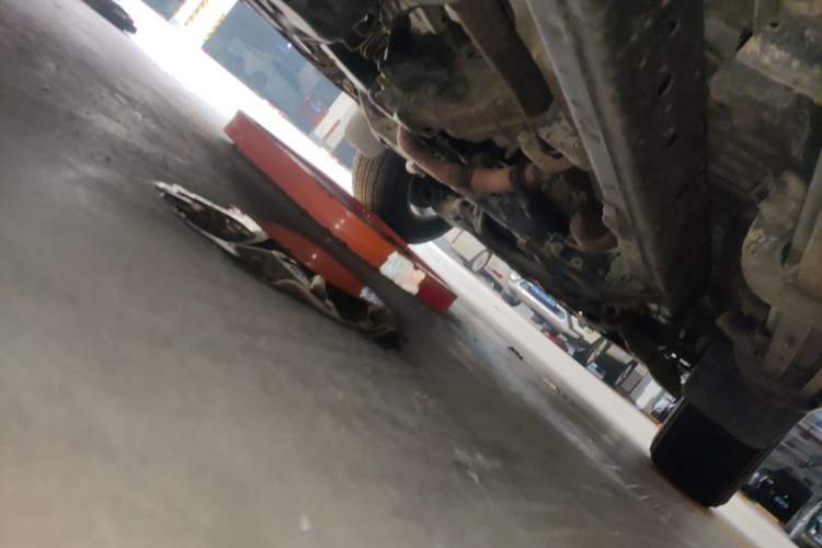 Used Toyota Prado 2014 4.0L Automatic TX-L Chassis Rear Right