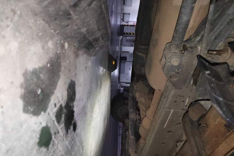 Used Toyota Prado 2014 2.7L Automatic Standard Edition Chassis Rear Right