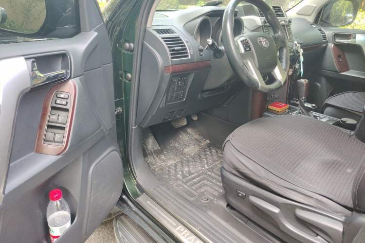 Used Toyota Prado 2014 4.0L Automatic TX Driver Seat