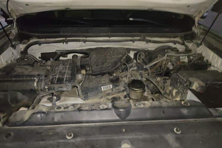 Used Toyota Prado 2014 2.7L Automatic Standard Edition Engine Bay