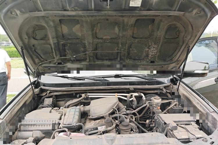 Used Toyota Prado  Engine Bay