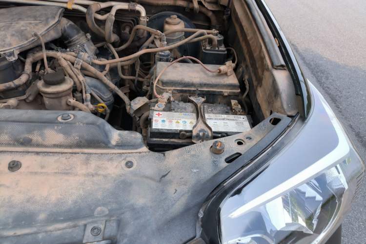 Used Toyota Prado 2014 2.7L Automatic Luxury Edition Engine Bay Left
