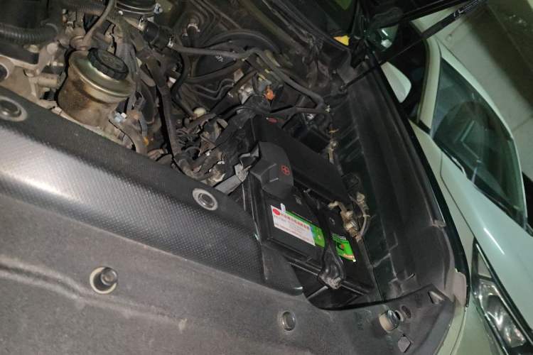 Used Toyota Prado 2014 2.7L Automatic Standard Edition Engine Bay Left
