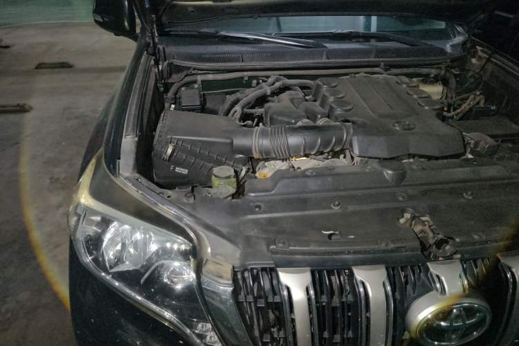 Used Toyota Prado 2014 4.0L Automatic VX NAVI Engine Bay Right