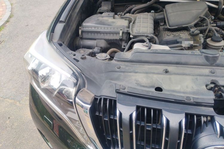 Used Toyota Prado  Engine Bay Right