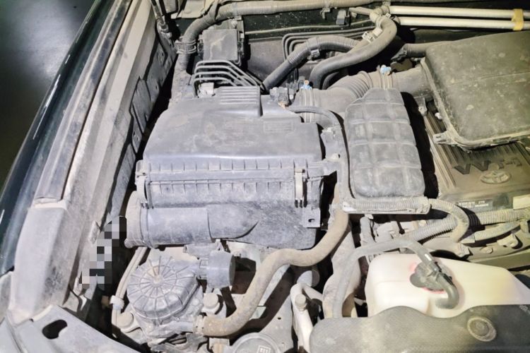 Used Toyota Prado 2014 2.7L Middle East Version Parallel Import Engine Bay Right