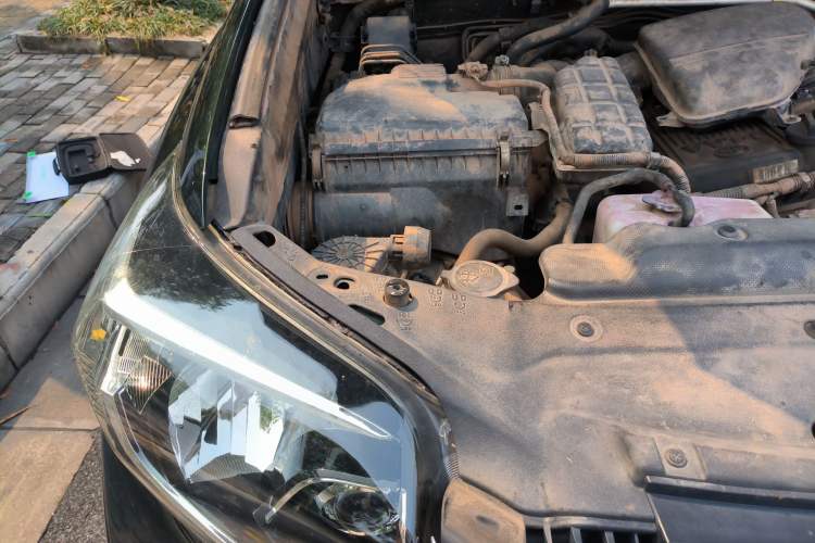 Used Toyota Prado 2014 2.7L Automatic Luxury Edition Engine Bay Right