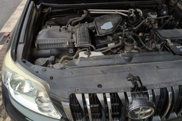 Used Toyota Prado 2014 2.7L Automatic Luxury Edition Engine Bay Right