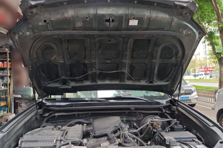 Used Toyota Prado 2014 2.7L Automatic Standard Edition Engine Bay