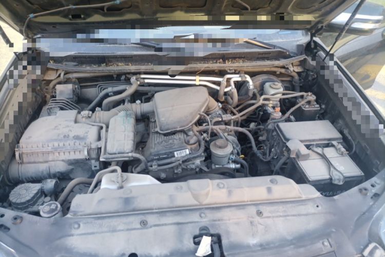 Used Toyota Prado 2014 2700 TX 7-Seater Middle East Version Engine Bay