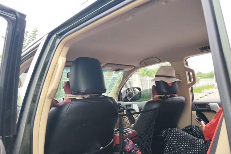 Used Toyota Prado 2014 2.7L Middle East Version Parallel Import Headliner