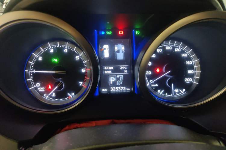 Used Toyota Prado 2014 4.0L Automatic TX-L Instrument Cluster
