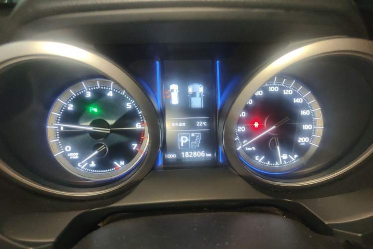 Used Toyota Prado 2014 4.0L Automatic TX-L Instrument Cluster