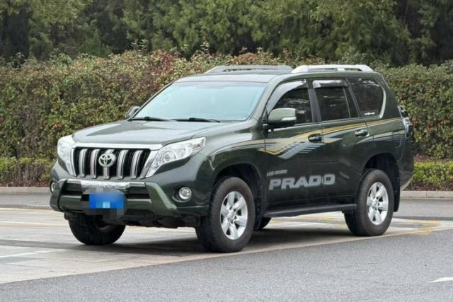 Ojetý Toyota Prado 2014 2.7L Automatic Standard Edition