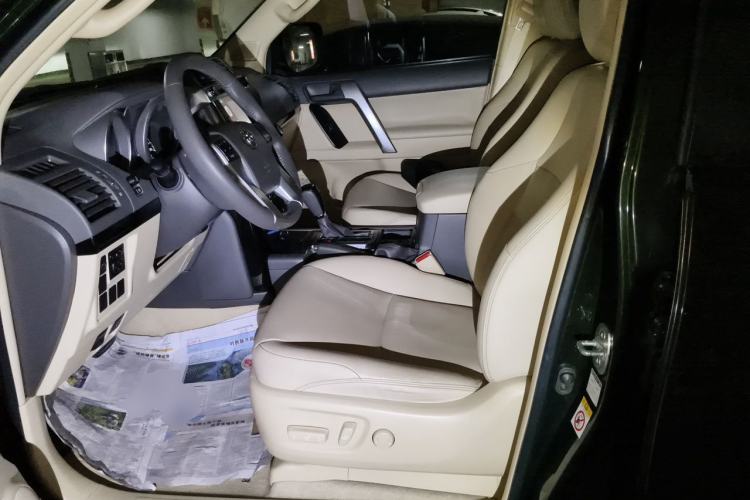 Used Toyota Prado 2014 2.7L Automatic Standard Edition Left Front Seat