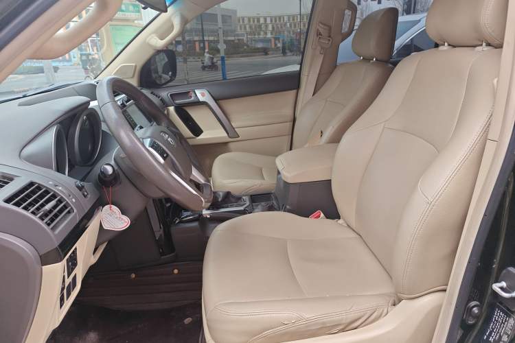Used Toyota Prado 2014 2.7L Automatic Luxury Edition Left Front Seat