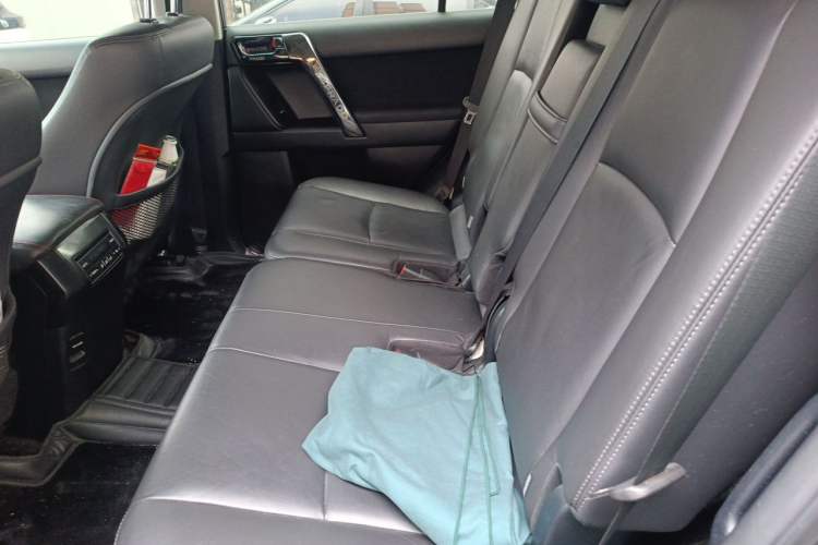 Used Toyota Prado 2014 2.7L Automatic Luxury Edition Left Rear Seat