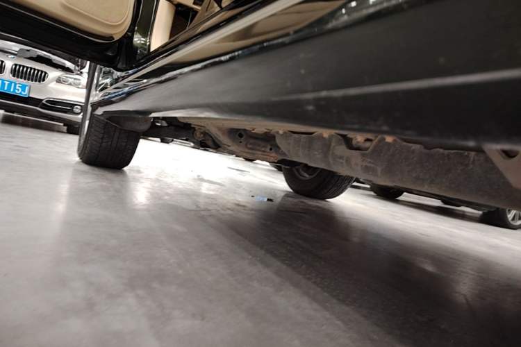 Used Toyota Prado 2014 2.7L Middle East Version Parallel Import Left Side Sill
