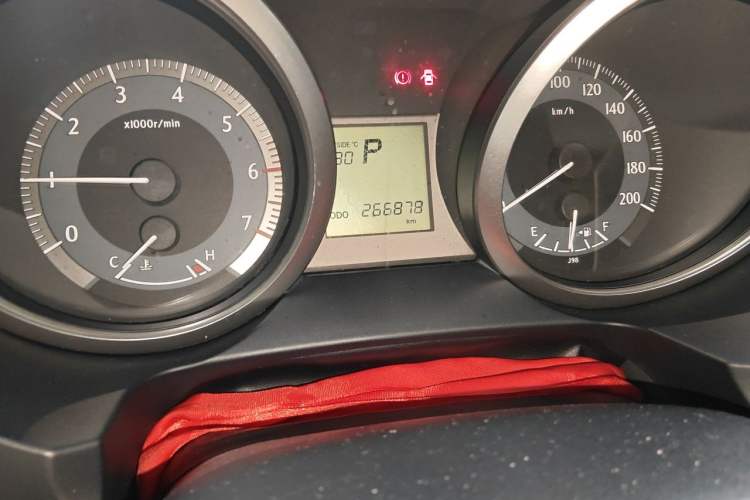 Used Toyota Prado 2014 2.7L Automatic Standard Edition Odometer Close Up
