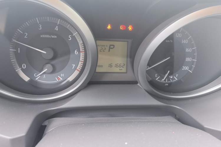 Used Toyota Prado 2014 2.7L Automatic Standard Edition Odometer Close Up