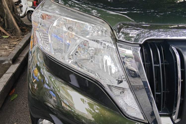 Used Toyota Prado 2014 2.7L Automatic Standard Edition Right Front Headlight