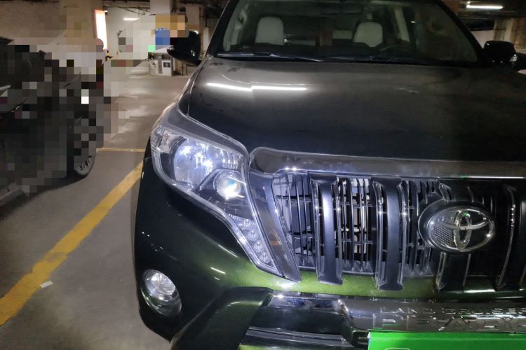 Used Toyota Prado 2014 2.7L Automatic Standard Edition Right Front Headlight