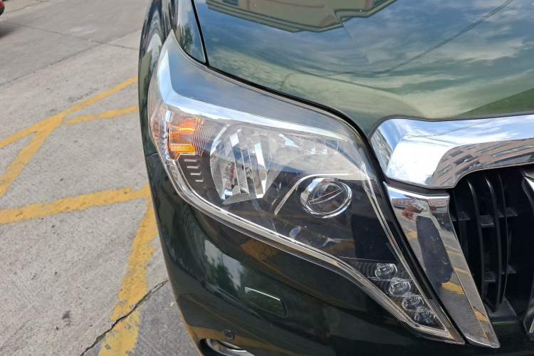 Used Toyota Prado 2014 2.7L Middle East Version Parallel Import Right Front Headlight