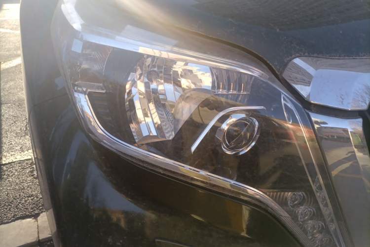 Used Toyota Prado 2014 2700 TX 7-Seater Middle East Version Right Front Headlight