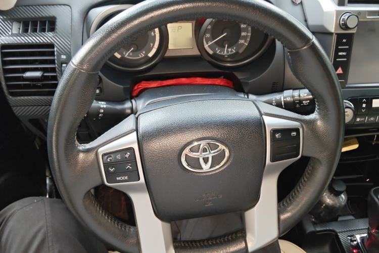 Used Toyota Prado 2014 2.7L Automatic Standard Edition Steering Wheel
