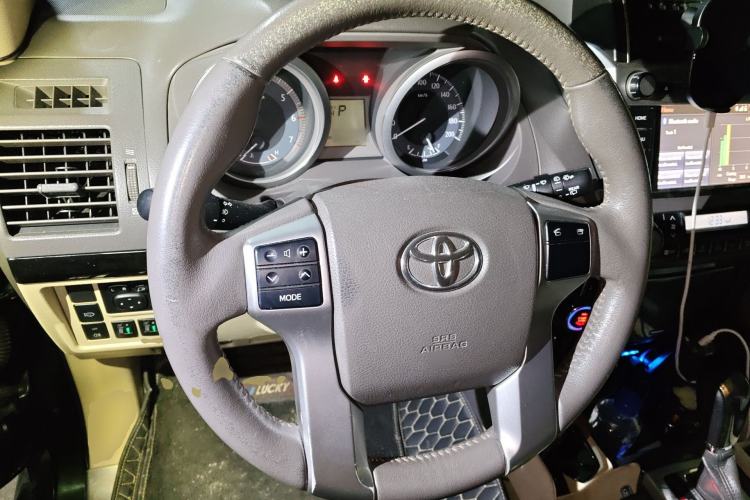 Used Toyota Prado 2014 2.7L Middle East Version Parallel Import Steering Wheel