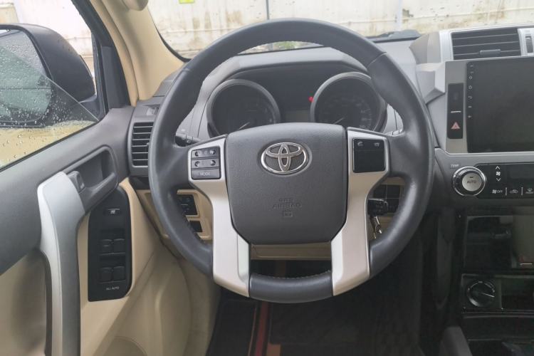 Used Toyota Prado 2014 2.7L Automatic Standard Edition Steering Wheel