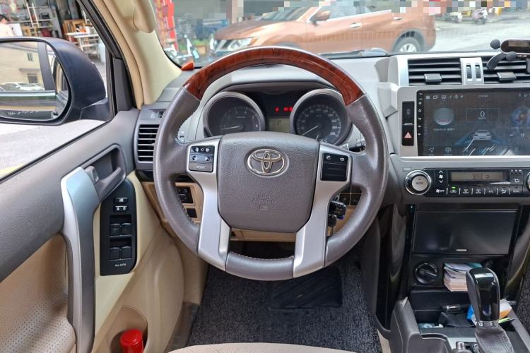 Used Toyota Prado 2014 2.7L Middle East Version Parallel Import Steering Wheel