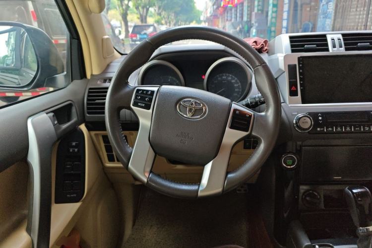 Used Toyota Prado 2014 2.7L Automatic Standard Edition Steering Wheel