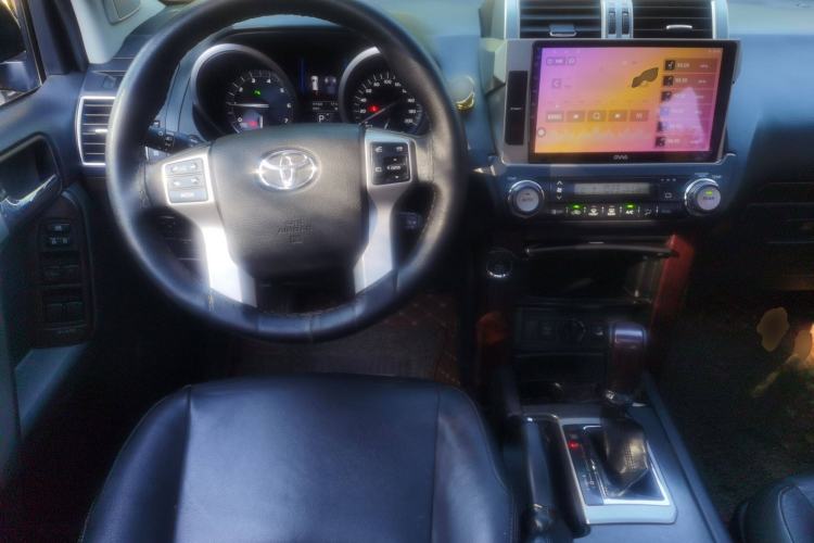 Used Toyota Prado 2014 4.0L Automatic TX-L NAVI Steering Wheel