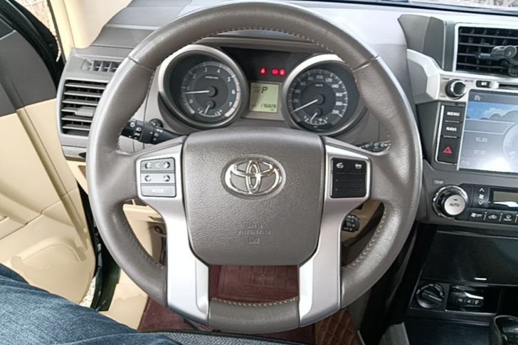 Used Toyota Prado 2014 2.7L Middle East Version Parallel Import Steering Wheel