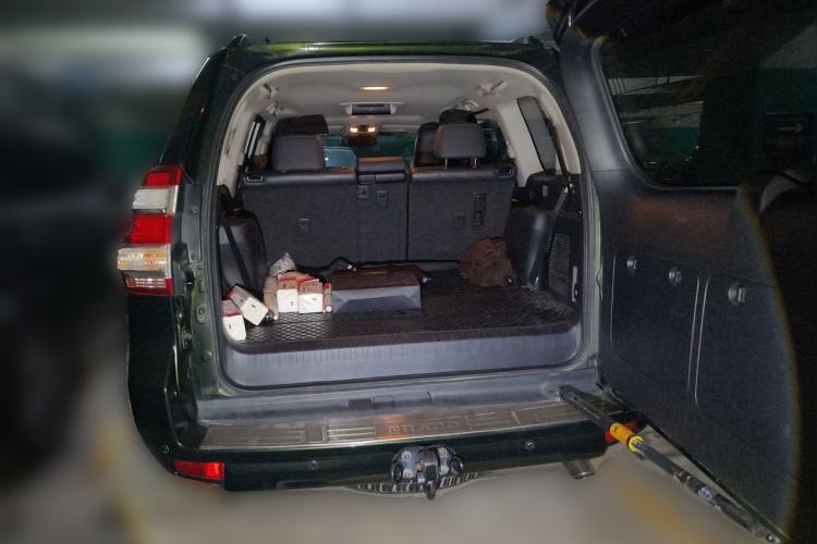 Used Toyota Prado 2014 4.0L Automatic VX NAVI Trunk