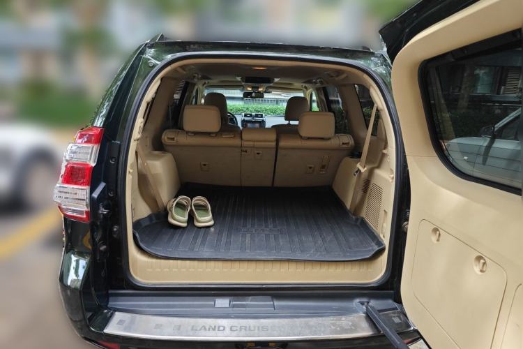 Used Toyota Prado 2014 4.0L Automatic VX NAVI Trunk