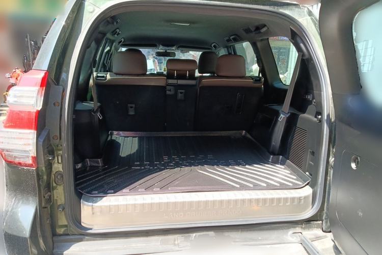 Used Toyota Prado  Trunk