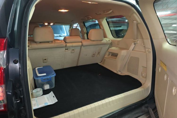 Used Toyota Prado  Trunk