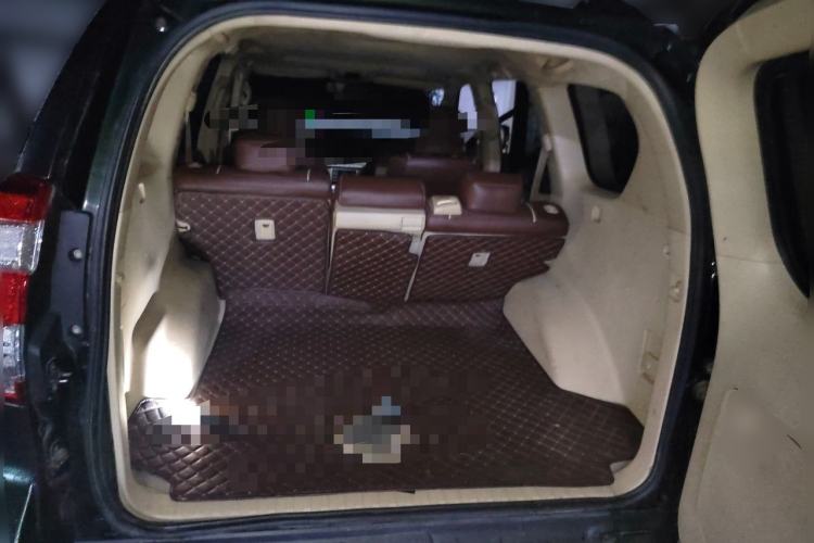 Used Toyota Prado 2014 2.7L Automatic Standard Edition Trunk