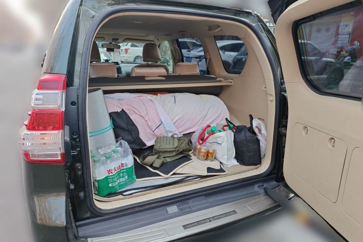 Used Toyota Prado 2014 4.0L Automatic TX-L Trunk