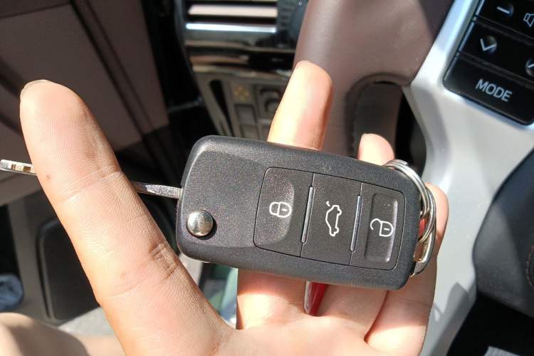 Used Toyota Prado  Vehicle Key