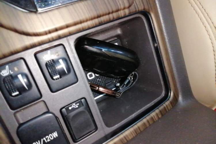 Used Toyota Prado 2014 2.7L Automatic Standard Edition Vehicle Key
