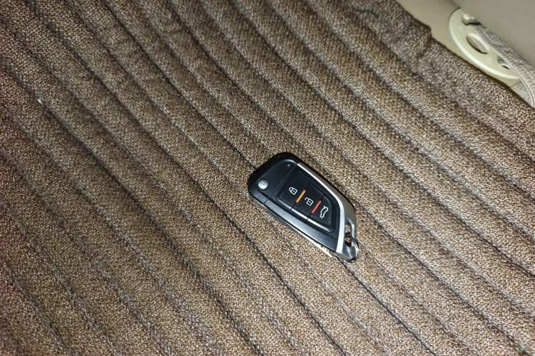 Used Toyota Prado  Vehicle Key