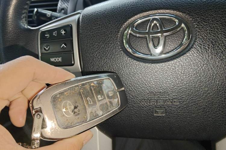 Used Toyota Prado 2014 2.7L Automatic Standard Edition Vehicle Key